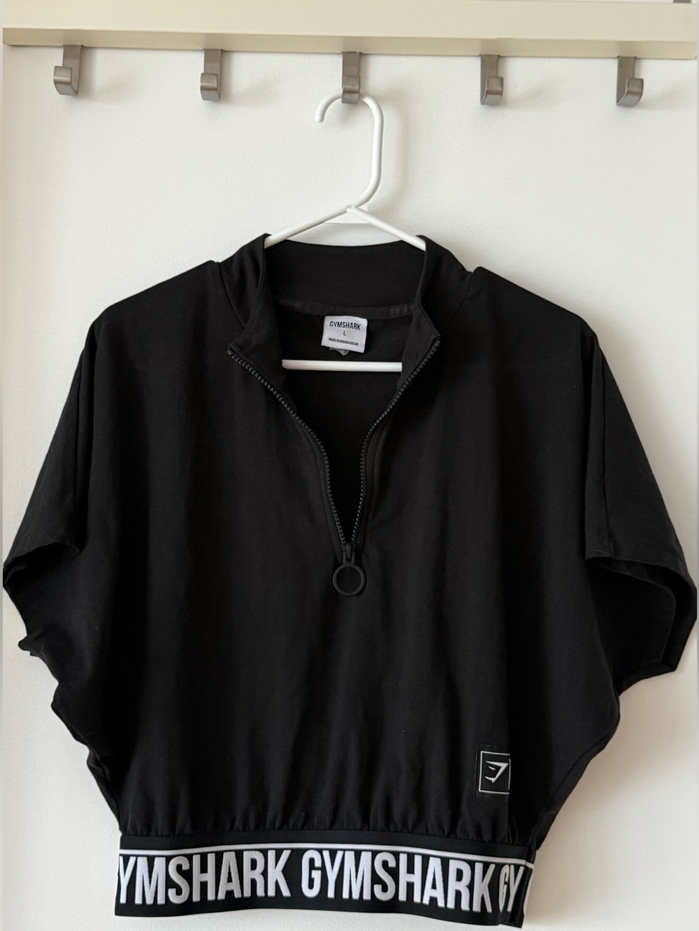 Gymshark Recess Crop Half-Zip Tee – Black – L